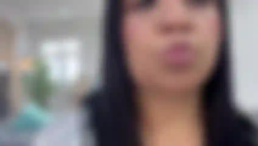 come play with my tits