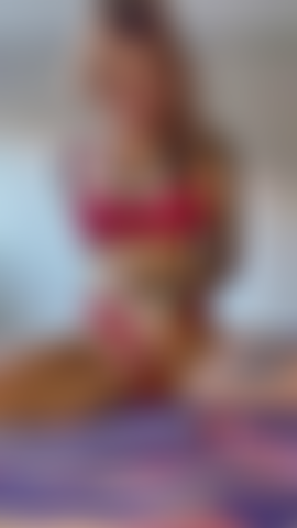Solo-masturbation – komm und schau mir zu, wie ich meine enge kleine pussy für dich ficke. Ich sehne mich nach einem harten schwanz in mir!
