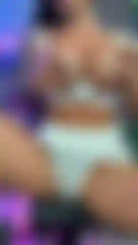 hear how wet is this pussy - fingering & smoke & dirty talk !