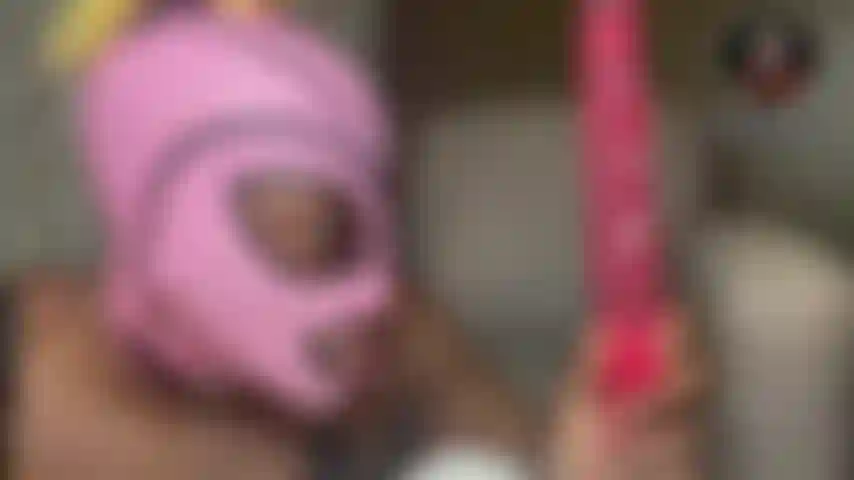 Teil 1 | HeadUsa sloppy isst einen zweiköpfigen schwanz.