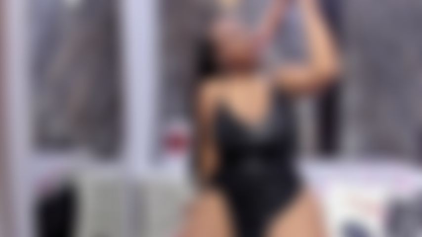 Tiefer blowjob und dein sperma in meinen titten.!