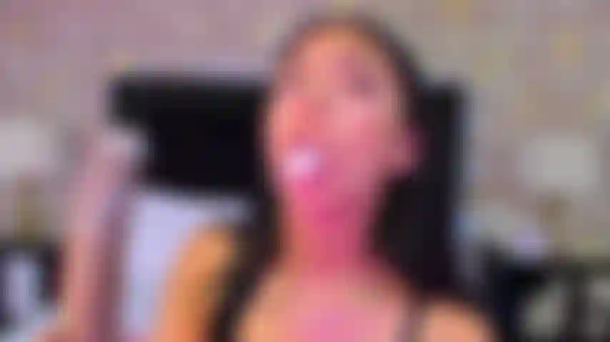 Tiefer blowjob mit viel milch.