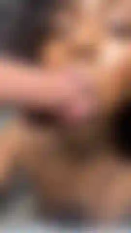 Sehr schlampiger blowjob.