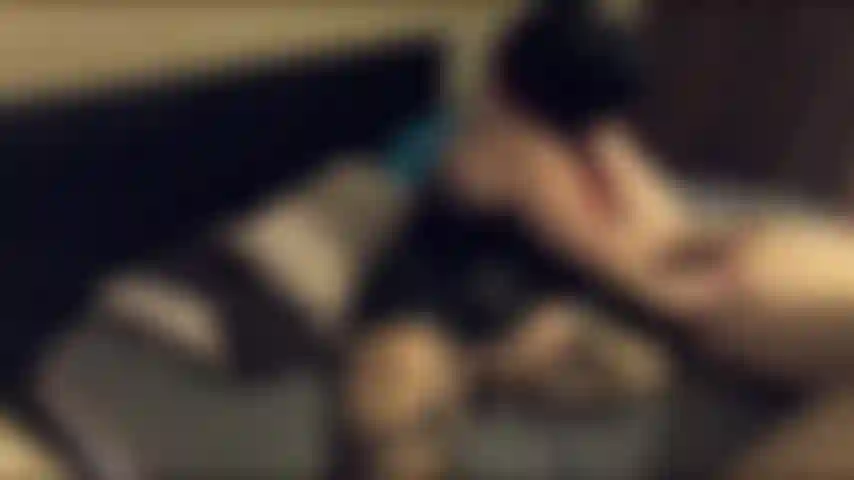 Habe beschlossen, den arsch meines mannes einzuschmieren und seine prostata zu massieren, während ich seinen schwanz wichste. Er kommt immer so hart, wenn ich seinen arsch fingere :).