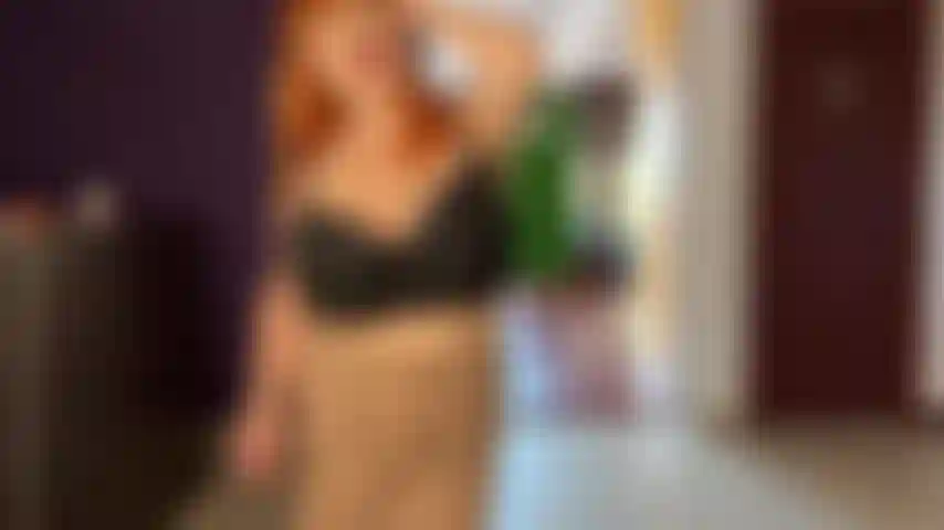 I have a kink for tiny pathetic little bras and I love making your dick cum while I try them on on my huge boobs, I put them on reversed and I give you instructions on how to cum good for me