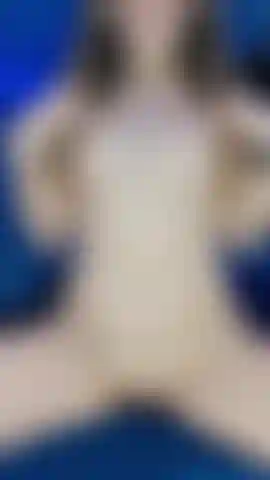 Spiele mit meiner muschi ;).