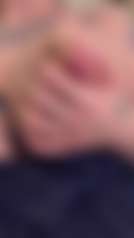 Die milchtitten neckt.