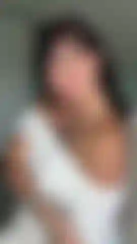 Dich sexy neckt und heiß mit squirt spielt.