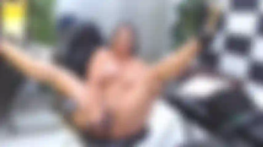 Mit mir selbst zu spielen.