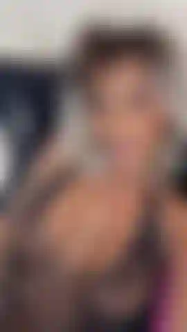 Eine freche blondine.