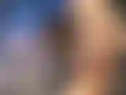 Die mit meiner engen muschi spielt.