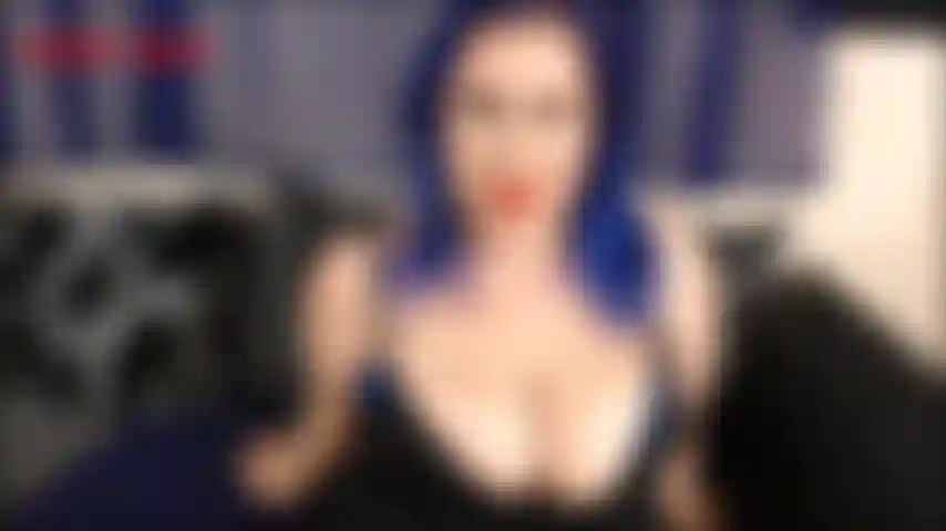 Cfnm joi-jackie will dich nackt sehen, sie wird dir dabei zusehen, wie du deinen schwanz wichst, während sie vollständig bekleidet bleibt. Jackie sieht so umwerfend aus, dass sie nicht nackt sein muss – allein der anblick ihrer kurven: hüften...