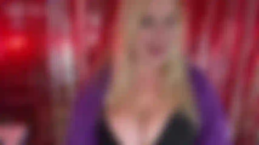 Cuckold: es ist nicht dein baby 2 – kannst du es glauben, deine frau jackie ist schon wieder schwanger! Du erwischst sie dabei, wie sie ein telefongespräch mit ihrer freundin führt, und du belauschst, was sie sagt, aber du willst ein geständnis. Jackie ist schwanger und es ist nicht...