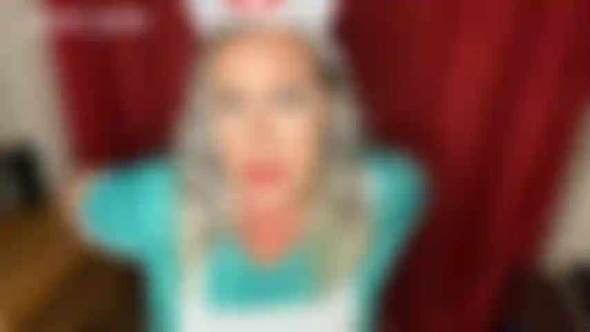 Sexy pawg bbw tease – deine lieblings-bbw, jackie synn, sieht in ihrem sexy krankenschwester-outfit fantastisch aus! Jackie neckt dich mit ihrem großen saftigen hintern, klatscht darauf und bringt deinen schwanz zum pochen. Und dann...