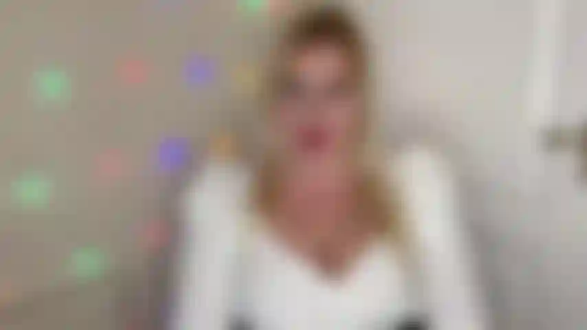 Therapeutin, bbc-obsession-umwandlung teil 2 – dr. Synn ist zurück und bereit für eine weitere therapiesitzung. Letzte woche musste jackie sich einen runterholen und an ihrem bbc-spielzeug lutschen, um dir zu helfen, deine bbc-besessenheit zu überwinden. Du warst diese woche ein guter junge und hast alles getan, was du getan hast....