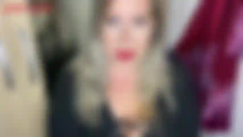 Neues jahr, stärkere sucht – :: dies war ein benutzerdefiniertes video für einen fan :: es ist ein neues jahr, und dein vorsatz für dieses jahr ist es, jackies süchtiger schnüffel-, leck- und zahlsklave zu sein. Deine sucht wächst weiter, jackie verzaubert...