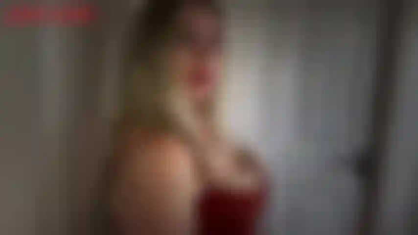 Kein kneifen diesmal – du fantasierst seit jahren davon, deine eigene ladung zu schlucken, aber jedes mal knifst du. Nicht dieses mal, jackie verführt und neckt dich, sie weiß genau, wie sie dich dazu bringt, zu tun, was sie sagt. Jackie sagt dir, wie du dich anfassen sollst und wann du es...