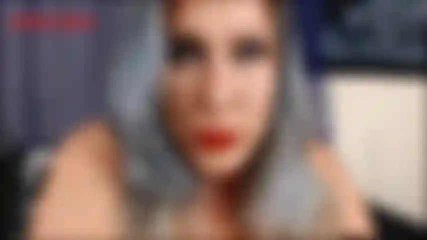 Mach große jungs-spritzer für mamas titten – mama weiß, wie hart du für ihre fetten titten wirst, dein kleiner steifer schwanz pocht gerade jetzt, nur wenn du an sie denkst, oder? In diesem clip bringt dir mama pov...