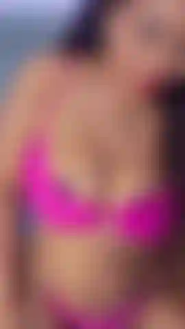 Die deinen schwanz reitet.