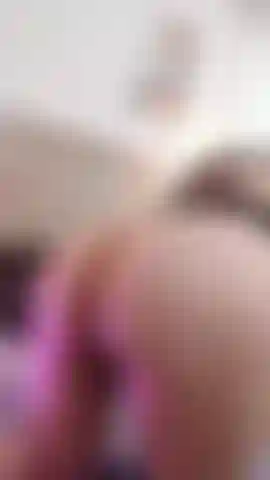 enjoy my sexy buttocks 😏