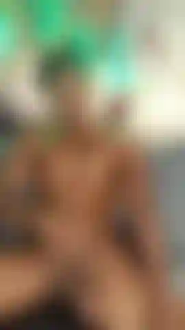 Touching my muscular body in oil, my big cock for 1 minute, do you want this video?