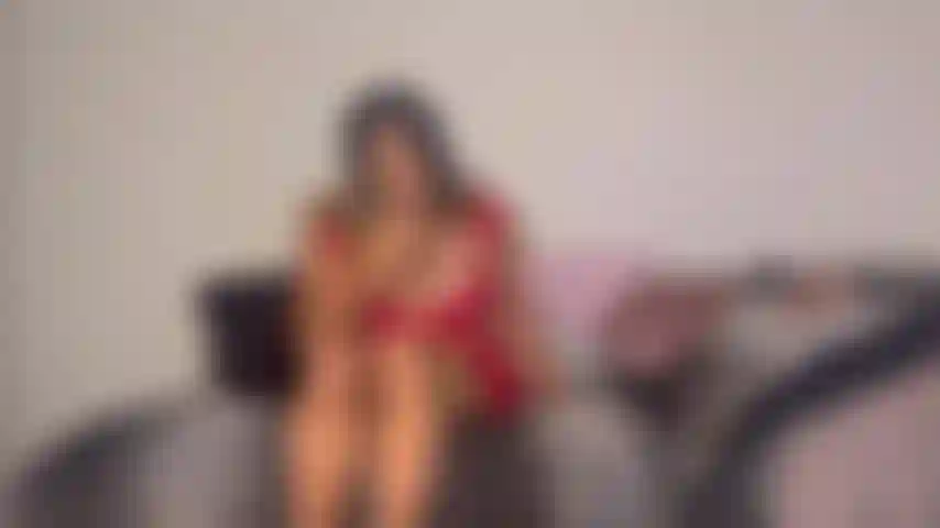 Jazmin steele spielt anal.