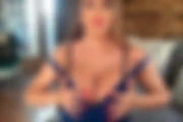 Riesige schwangere titten.