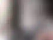 Göttin jennifer genießt eine schöne kleine zigarre in klassischem schwarz und weiß, während sie auf eine weise in deinen geist eindringt, die nur sie kann, und dich zu ihrem gehorsamen rauchsklaven macht, dem du nicht widerstehen kannst!