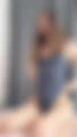 Jennys pfirsiche zittern.