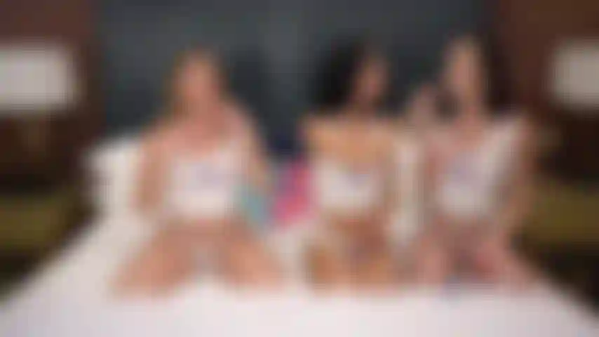 Jazmin luv, katie kush und diana grace gehen in einer live-cam-show zu dritt am wochenende aufs ganze.