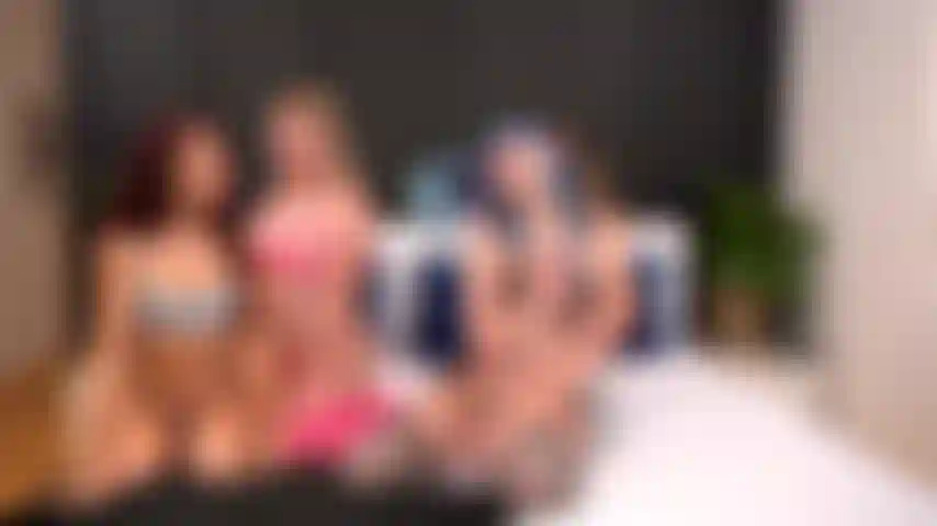 Cosplay-nacht – tyler nixon bekommt alle cosplay-babes jewelz blu, sabina rouge und eliza eves in einer live-cosplay-vierer-camshow zu sehen.