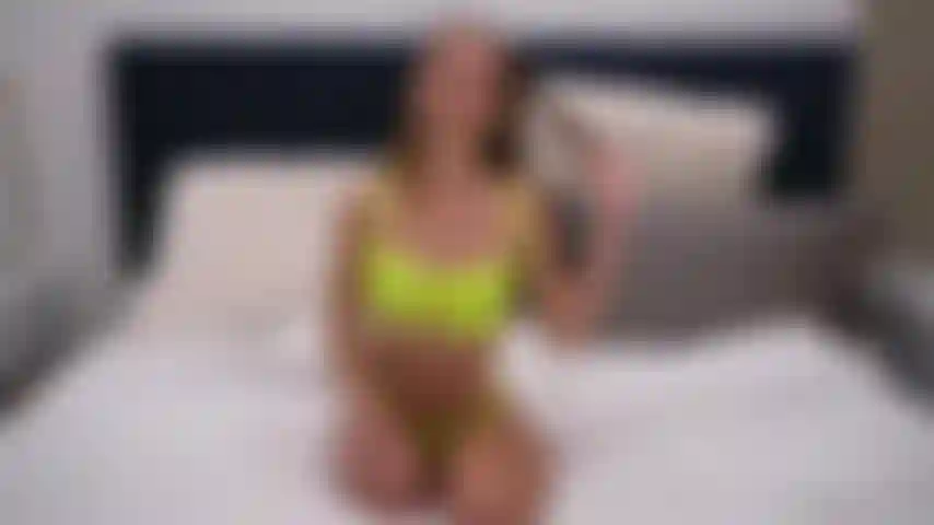 All-girl-dreier-squirt-fest mit adira-allure, macy-wiesen und mila monet