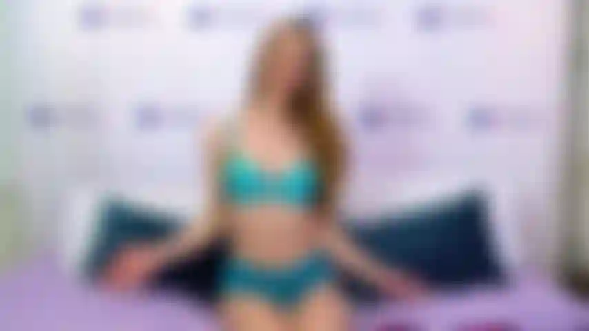 Jillian janson macht es mit einem heißen hengst vor der