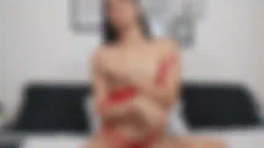 Willst du sehen, wie ich mit meiner saftigen muschi spiele?