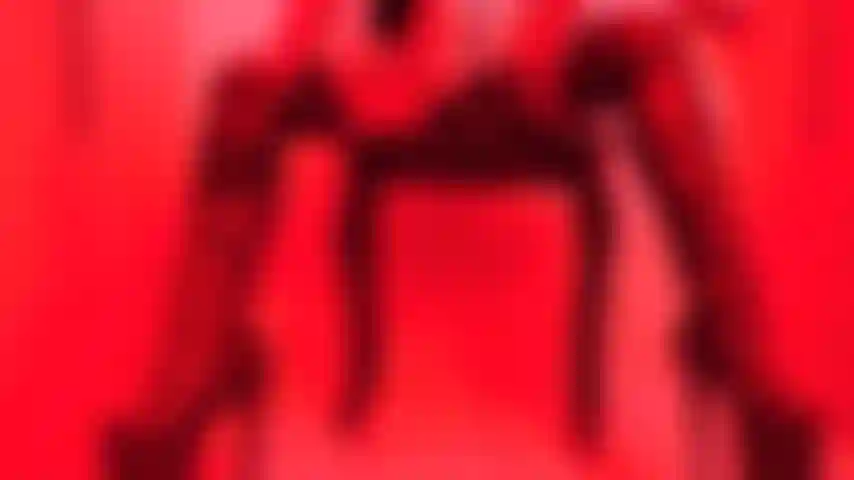 Deine herrin möchte dir eine besondere cbt-sitzung geben, ich werde deinen schwanz und deine eier zerstören.