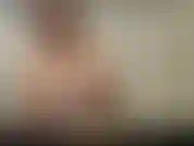 Bete meinen arsch an, du kleine schlampe. Du wirst meinen fetten arsch vollspritzen, während du zusiehst, wie er wackelt.