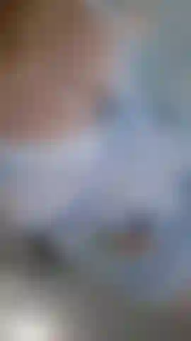 Ein frischer, saftiger, wackeliger arsch.