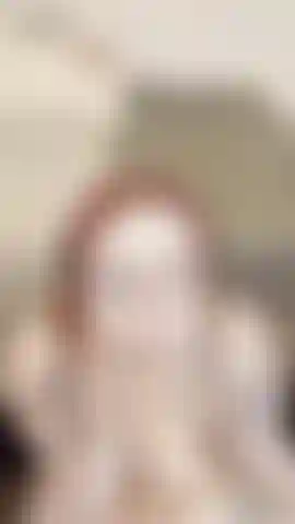 Pov: freundin gibt schlampigen blowjob, titfuck und bettelt um cum! Ich begrüße dich nach der arbeit zu hause und brauche dich sofort in meinem mund. Ich sauge deinen schwanz und lege ihn zwischen meine großen nassen titten. Dann fickst du mich in der missionarsstellung, wie ich es den ganzen tag ersehnt habe. Ich reite dich, während du meinen fetten arsch auf und ab wippen siehst, bis ich uns beiden einen countdown gebe, damit wir zusammen kommen können! **Solo-rollenspiel-video beinhaltet pov schlampigen blowjob, titfuck, missionarsstellung mit dildo, reiten im cowgirl-stil, dirty talk, cum-countdown, creampie-ermutigung**.