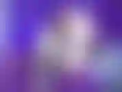 Heute ist dein glückstag, fußsklave. Du darfst deine lieblingsbeschäftigungen machen, wie ich es dir sage, mit meinen füßen in deinem mund wichsen und dann eine ladung sperma über sie spritzen und auflecken.