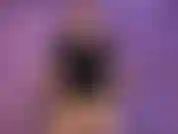 Ich möchte zusehen, wie du deinen schwanz genau so streichelst, wie ich es dir sage, während ich dir meinen arsch und meine perfekte muschi durch meine strumpfhose zeige. Ich werde dir sogar meine großen titten zeigen. Ich werde auch xxx spielen.