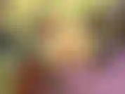 Komm rein. Ich sehe, dass du meine höschen- und nylonschublade durchstöbert hast. Lass mich dir zeigen, wie man sie anzieht. Jetzt zeige ich dir, wie du einer frau einen echten, harten und überwältigenden orgasmus bescheren kannst.