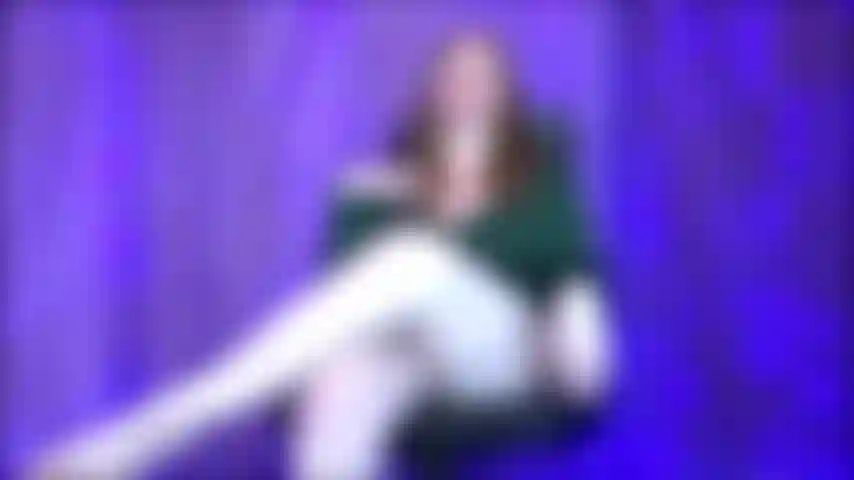 Du wirst mich nicht länger zurückfordern, nachdem ich dich gefickt habe, dein schwanz ist winzig und wertlos, du wirst von nun an in keuschheit sein und du wirst immer noch sperma aus meiner muschi mit deiner zunge entfernen, nachdem ich von der meines geliebten nach hause gekommen bin.