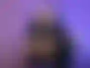 Ich besitze deinen sklaven für geist und körper. Ich benutze meine stimme, meine perfekten füße und einen keuschheitskäfig, um dich vollständig zu kontrollieren. Heute abend bist du in meinem bann und du verehrst meine füße, während ich dir von dem mann erzähle, den ich ficken werde.