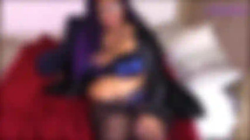 Das war ein brauch: ziemlich einfacher gfe-stil. Ich bin deine freundin und ich trage deine lieblingsdessous und habe lust, deinen großen schwanz zu lutschen. Du fragst, ob ich jemals eine gesichtsbehandlung hatte, zu der ich...