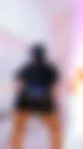 Ein hüpfender arsch.