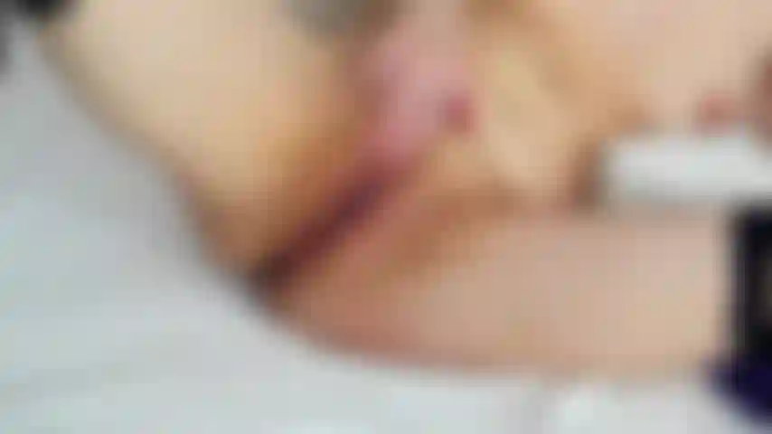 Zoom auf die muschi, fingern und spreizen der muschi!