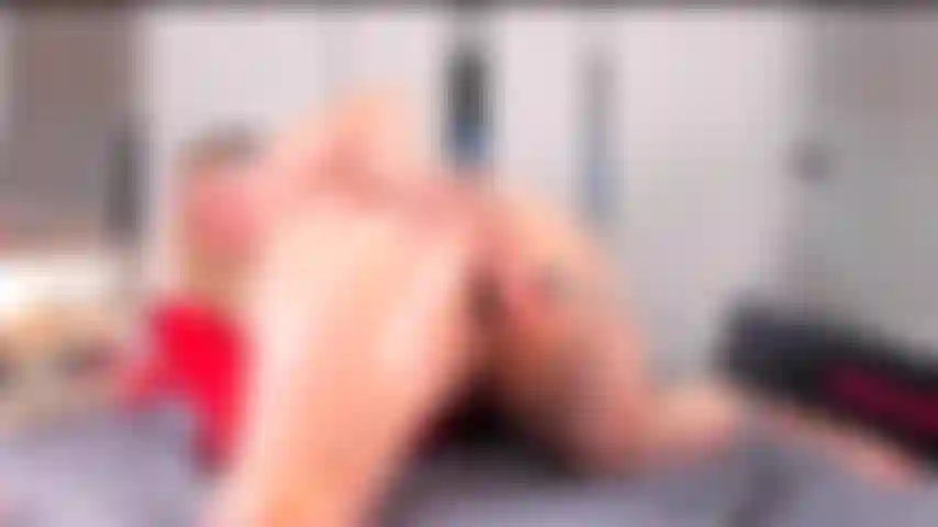 Zerstöre meine geile muschi.