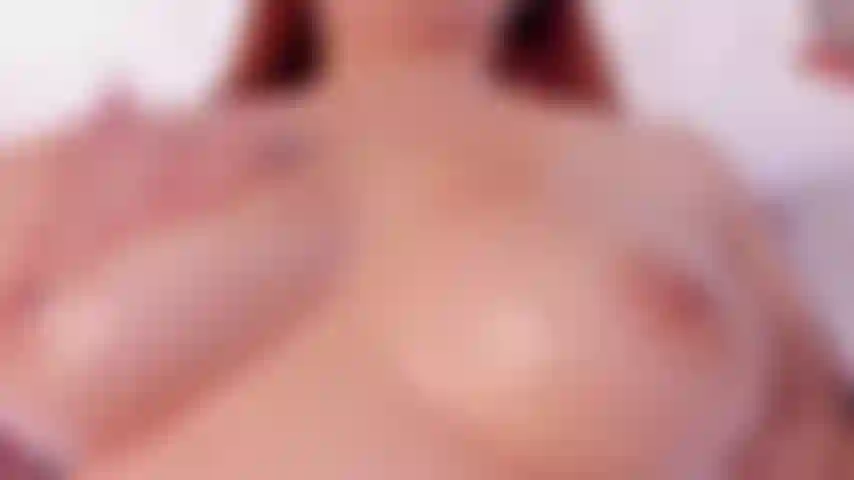 Heißes paraffin auf meinen titten.