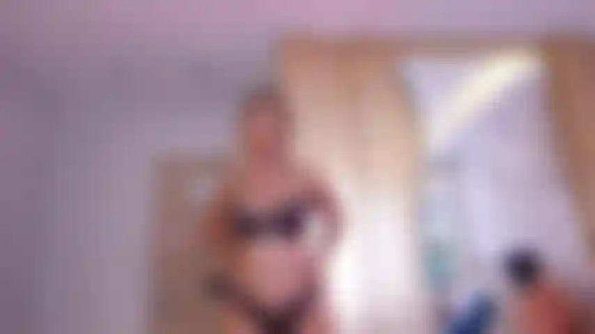 This is a complete video with all you ever wanted. Tease, Full body oil,sloppy bj, ride, double penetration,creampie orgasm, close up pussy