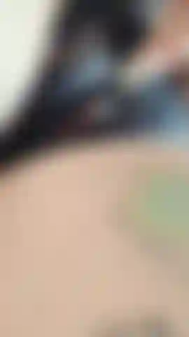 Verführerisch in schwarzen spitzendessous.